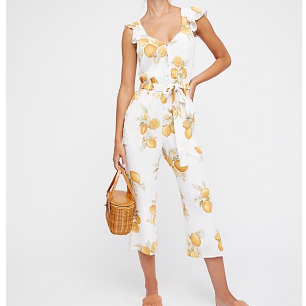 For love and lemons limonada romper size xs new